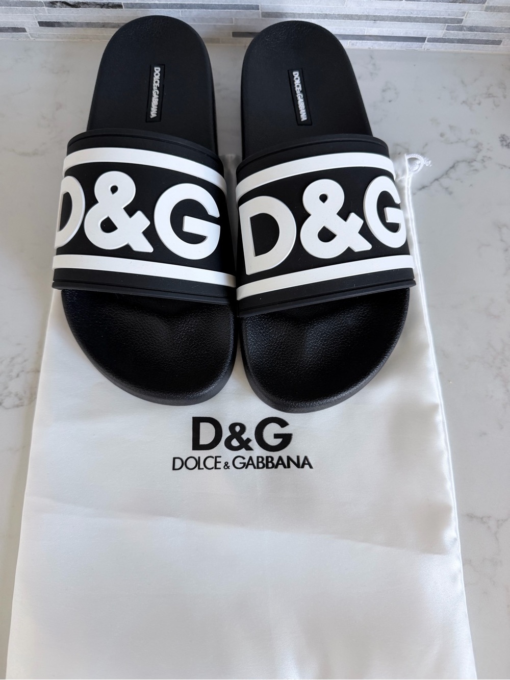 New Men’s D&G Dolce & Gabbana Black & White Logo Slide Sandals size 9